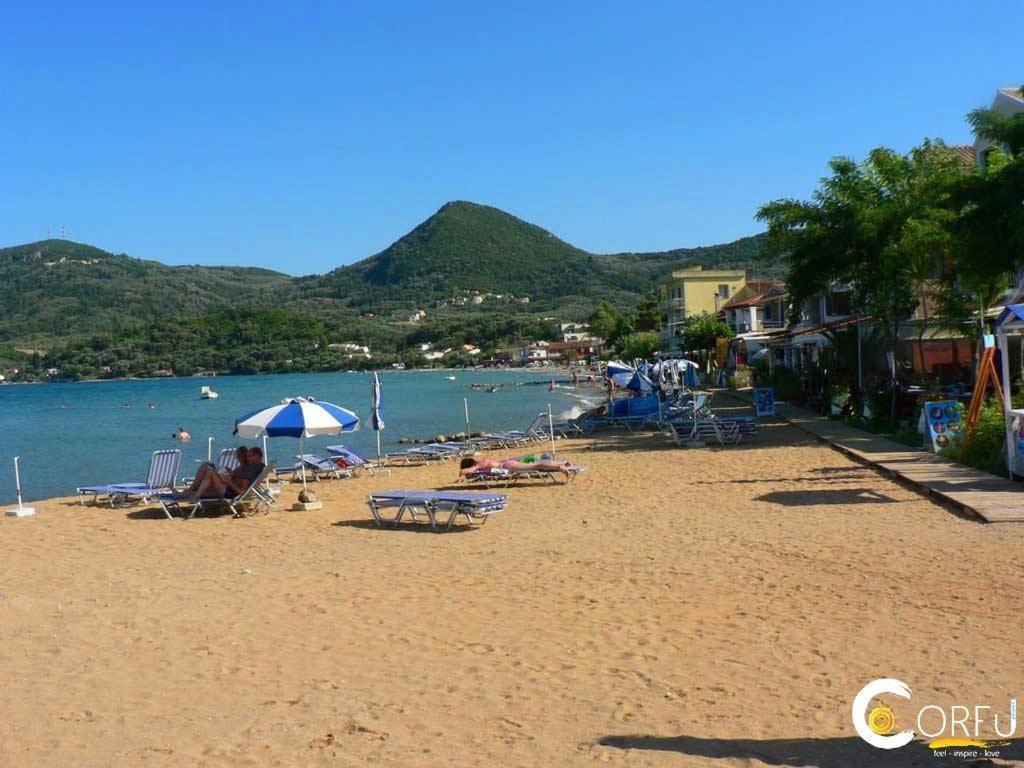 Georgia Beach Apartments Mesongí المظهر الخارجي الصورة